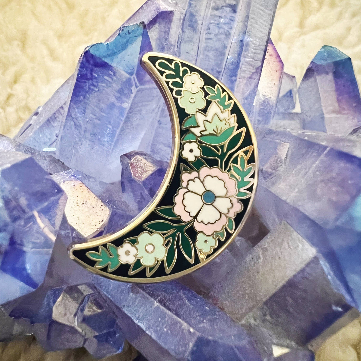 Botanical Moon Enamel Pin β photo 4