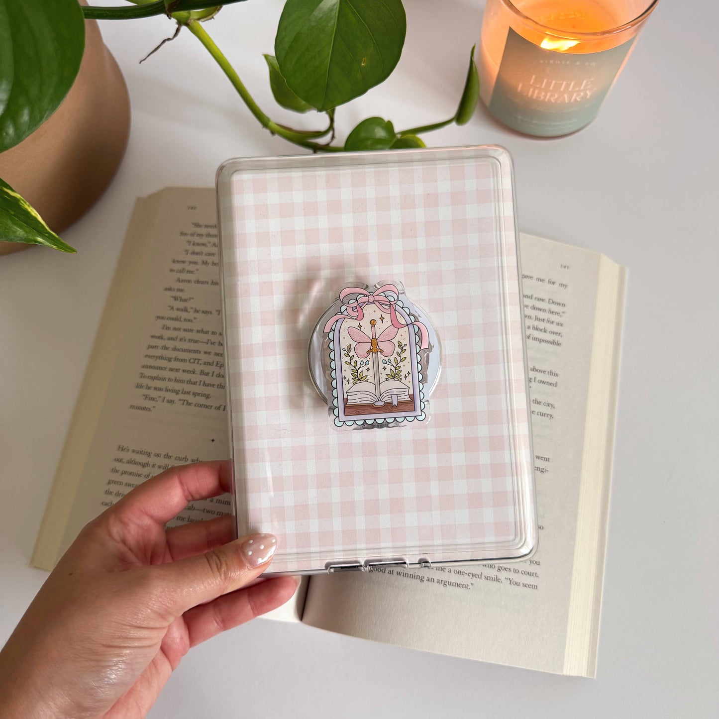 Fantasy Book Frame Kindle Grip, Mag-Safe E-Reader Holder
